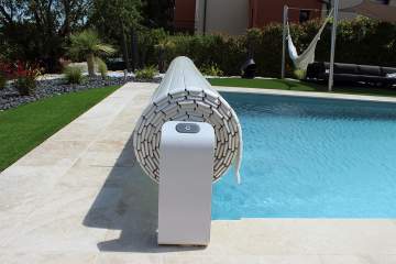 Volets roulants piscine