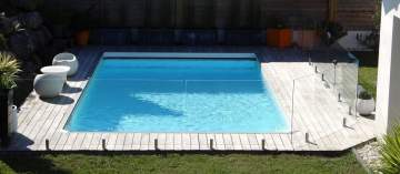 Barrières de piscine en verre