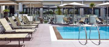 Barrières de piscine en verre